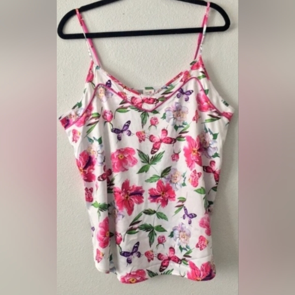 Secret Treasures Tops - Secret Treasures Pink Camisole Top